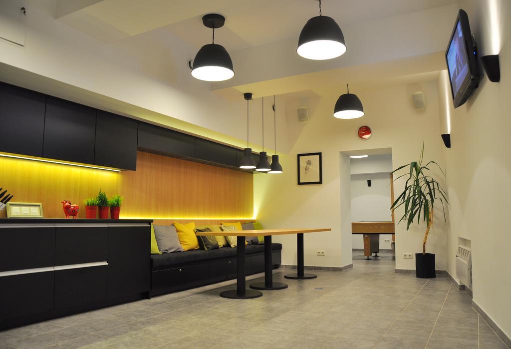 Bomb Shelter Apartment VNO Chambre photo